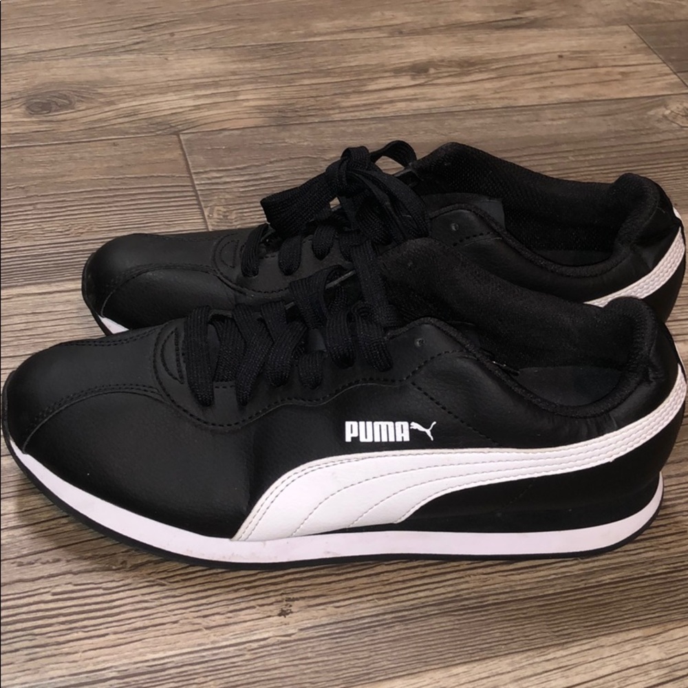 Puma SoftFoam Sneakers